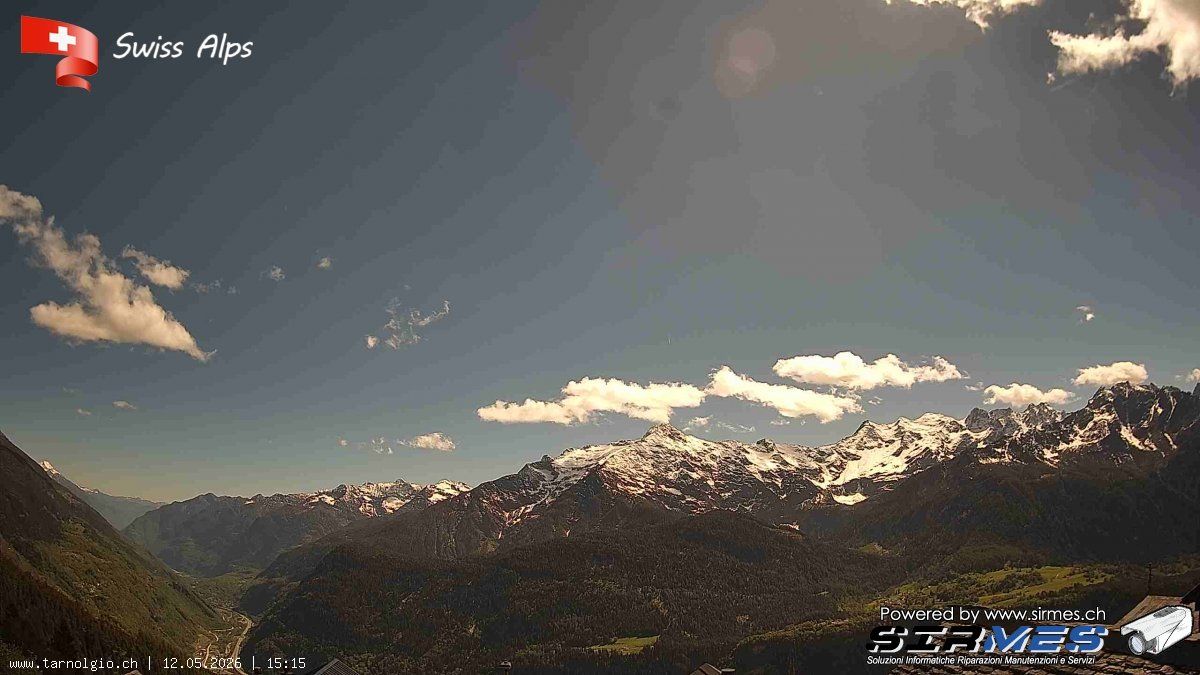 Faido › Süden: Tarnolgio - Ticino, Svizzera: Vista sul versante ovest della Leventina