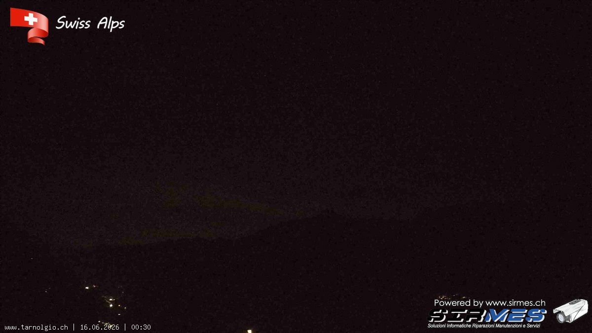 Faido › Süden: Tarnolgio - Ticino, Svizzera: Vista sul versante ovest della Leventina