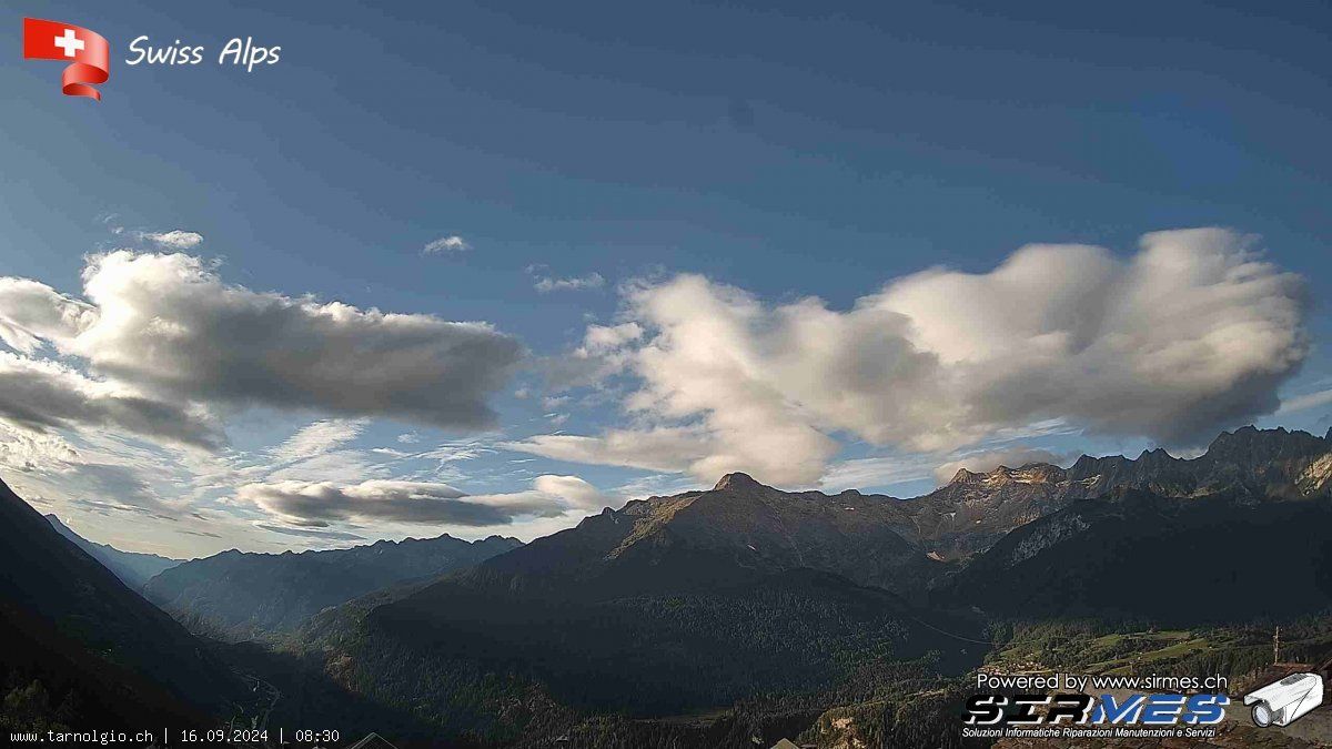 Faido › Süd: Tarnolgio - Vista sul versante ovest della Leventina