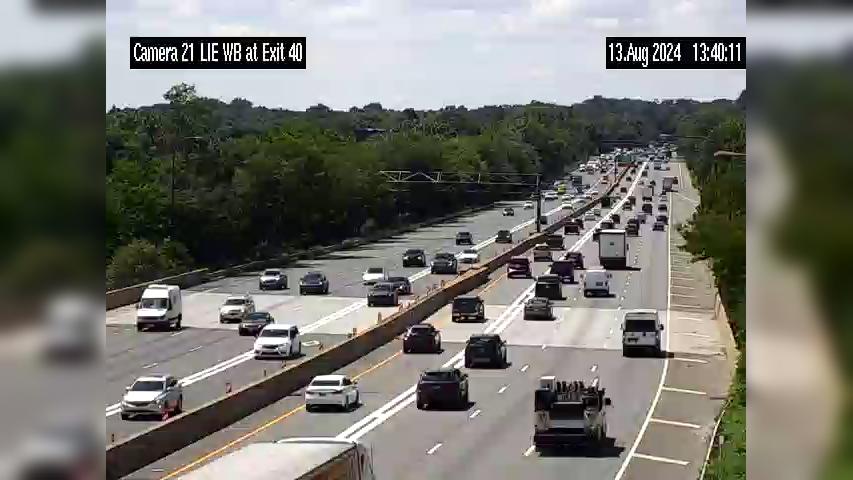 Traffic Cam East Williston › West: I-495 at Jericho Tpke