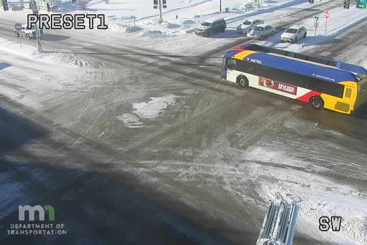 Traffic Cam Falcon Heights: T.H.51 NB @ Larpenteur Ave