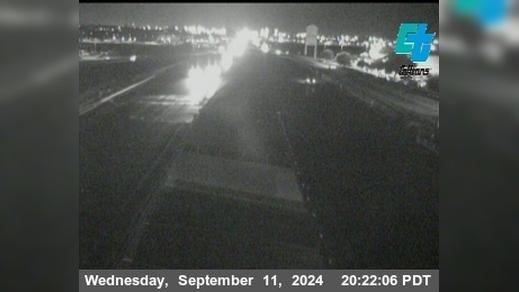 Traffic Cam Turlock › South: SB SR 99 Fulkerth Rd