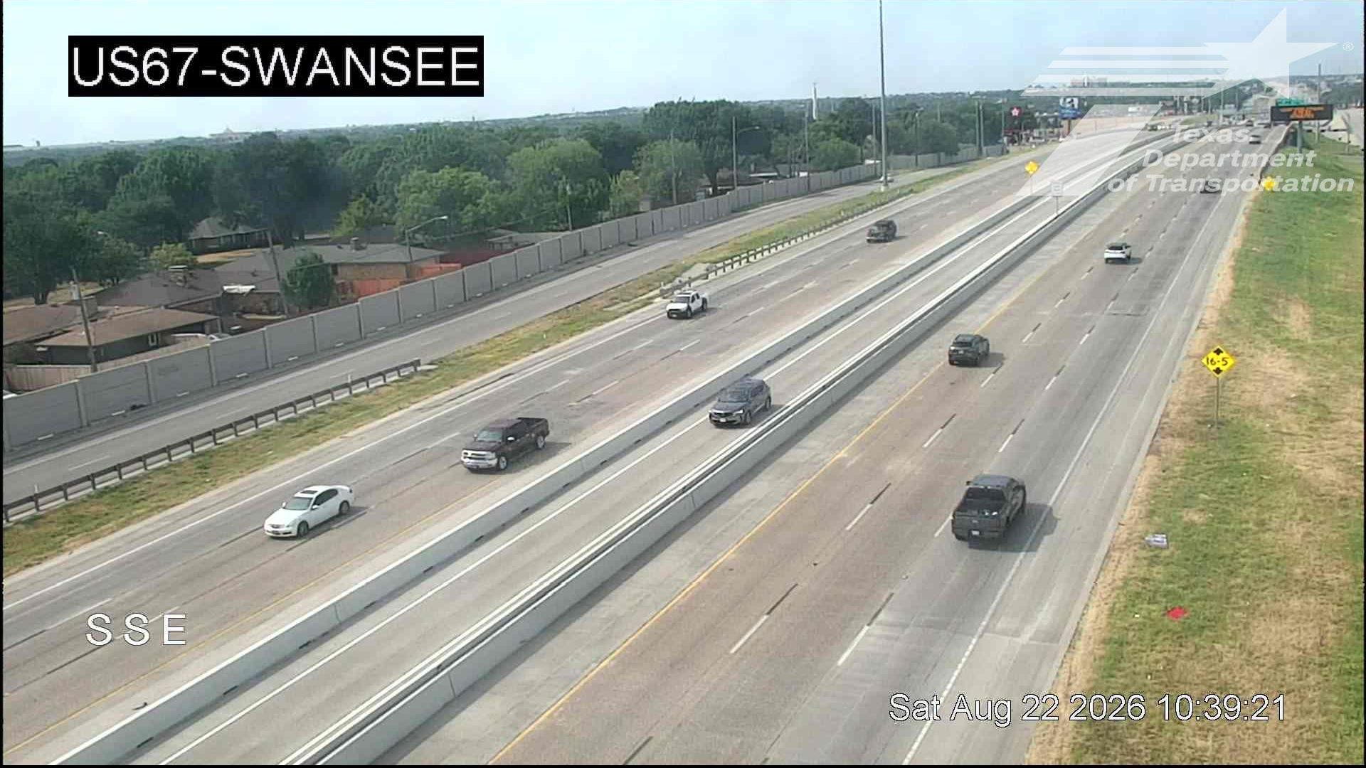 Traffic Cam Dallas › North: US 67 @ Swansee