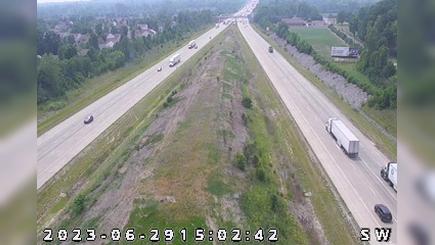 Traffic Cam Indianapolis: I-70: 1-070-093-1-2 W OF CUMBERLAND RD
