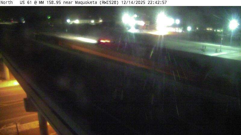 Traffic Cam Maquoketa: R28: US 61 Bridges