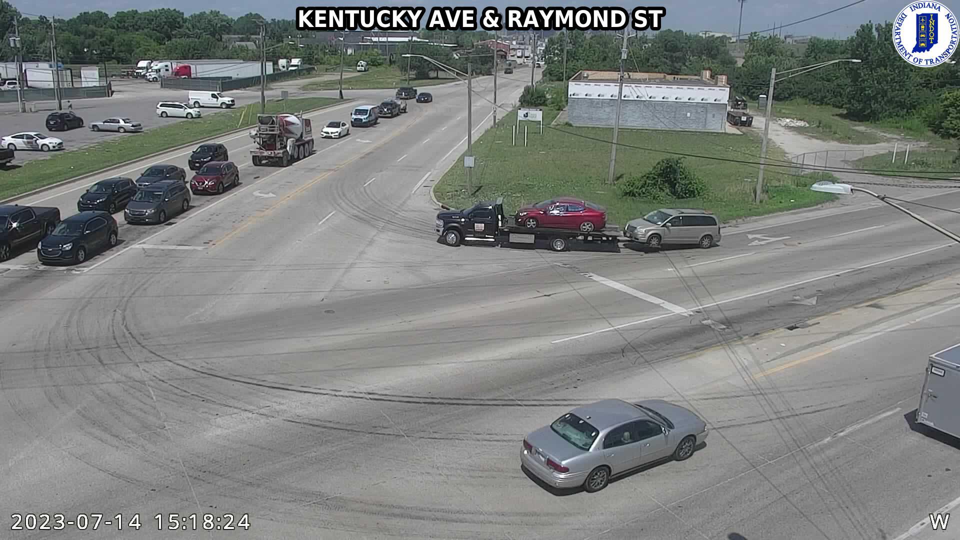 Traffic Cam Indianapolis: SIGNAL: KENTUCKY AVE & RAYMOND ST