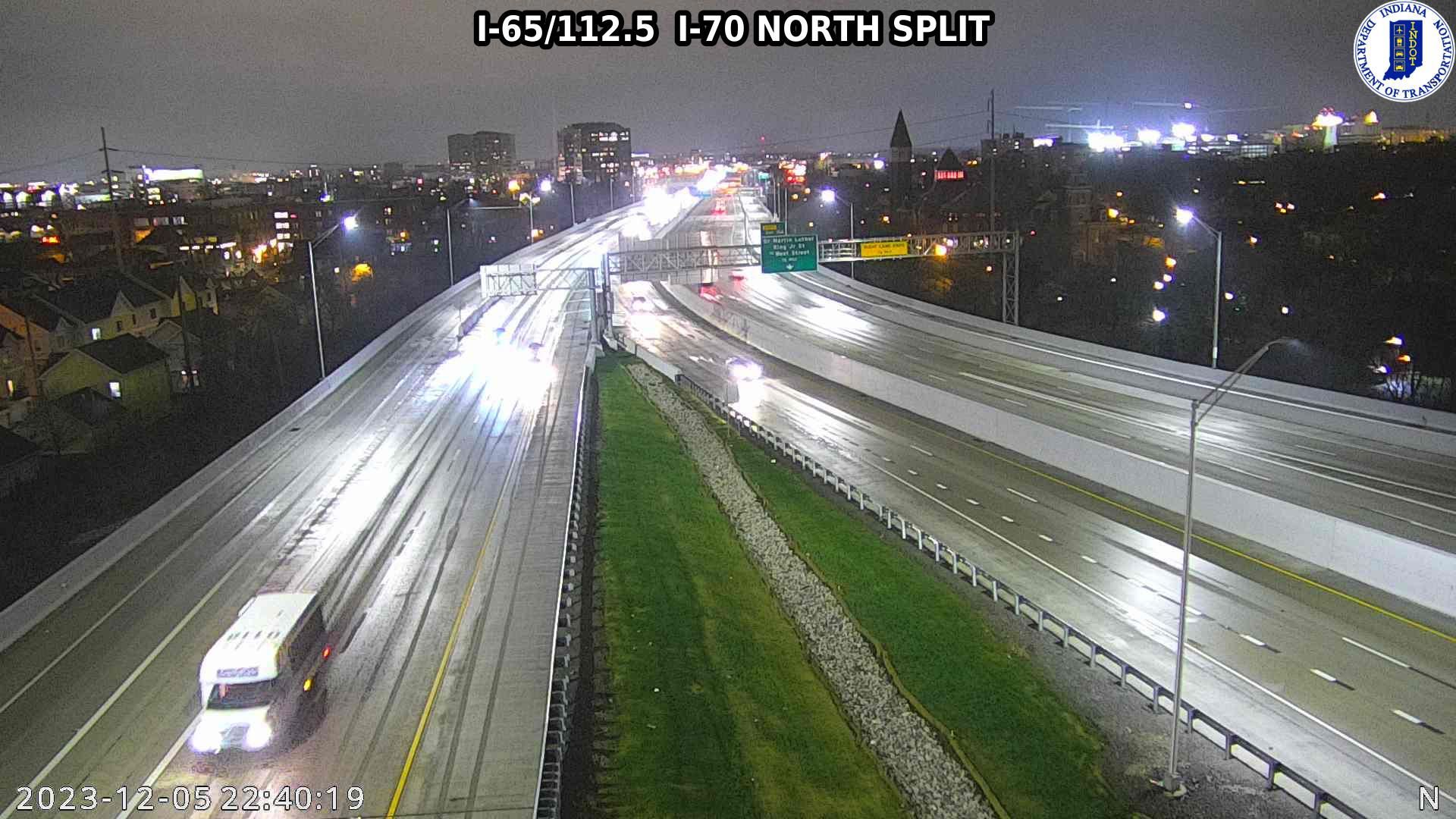 Traffic Cam Young's Sub: I-65: I-65/112.5 I-70 NORTH SPLIT: I-65/112.5 I-70 NORTH SPLIT