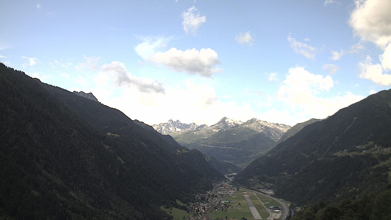 Quinto: Ambri Airport