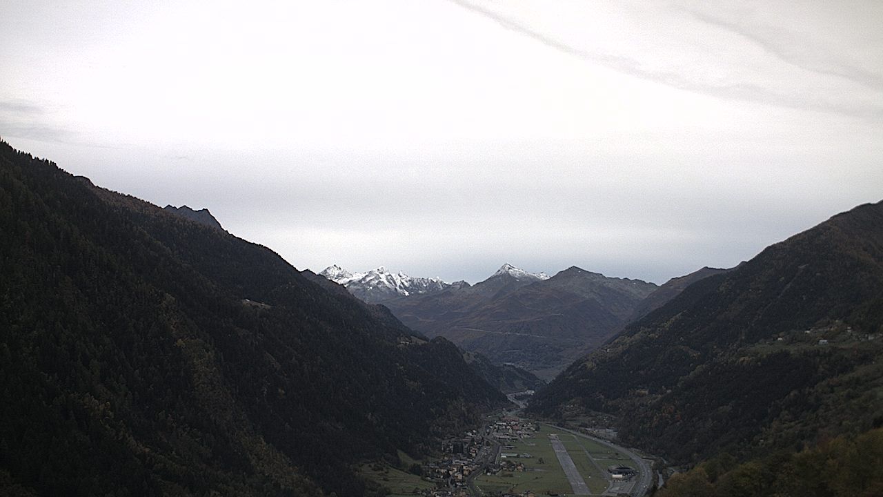 Quinto: Ambri Airport