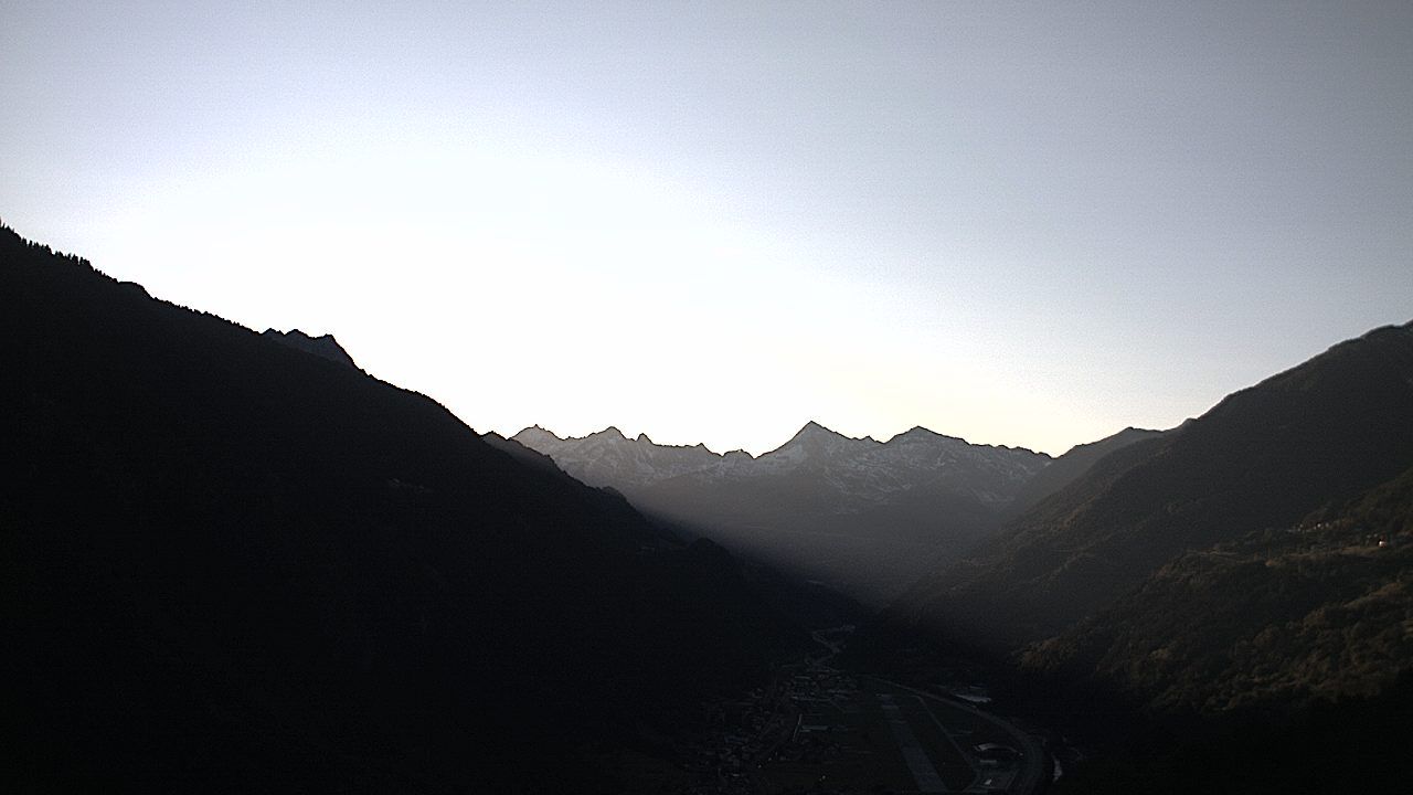 Quinto: Ambri Airport