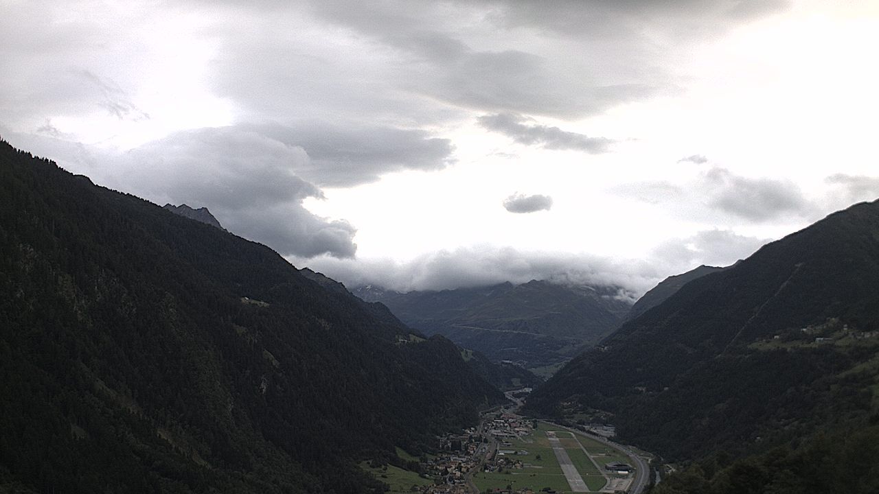 Quinto: Ambri Airport