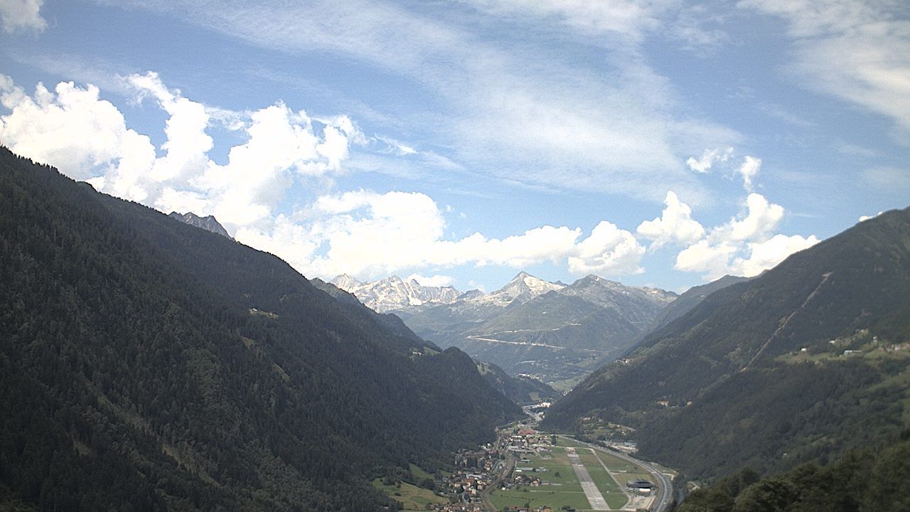 Quinto: Ambri Airport