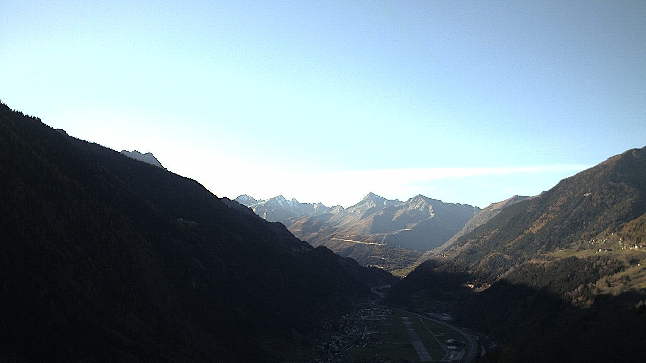 Quinto: Ambri Airport