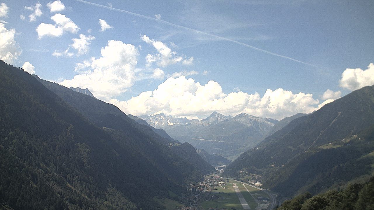 Quinto: Ambri Airport