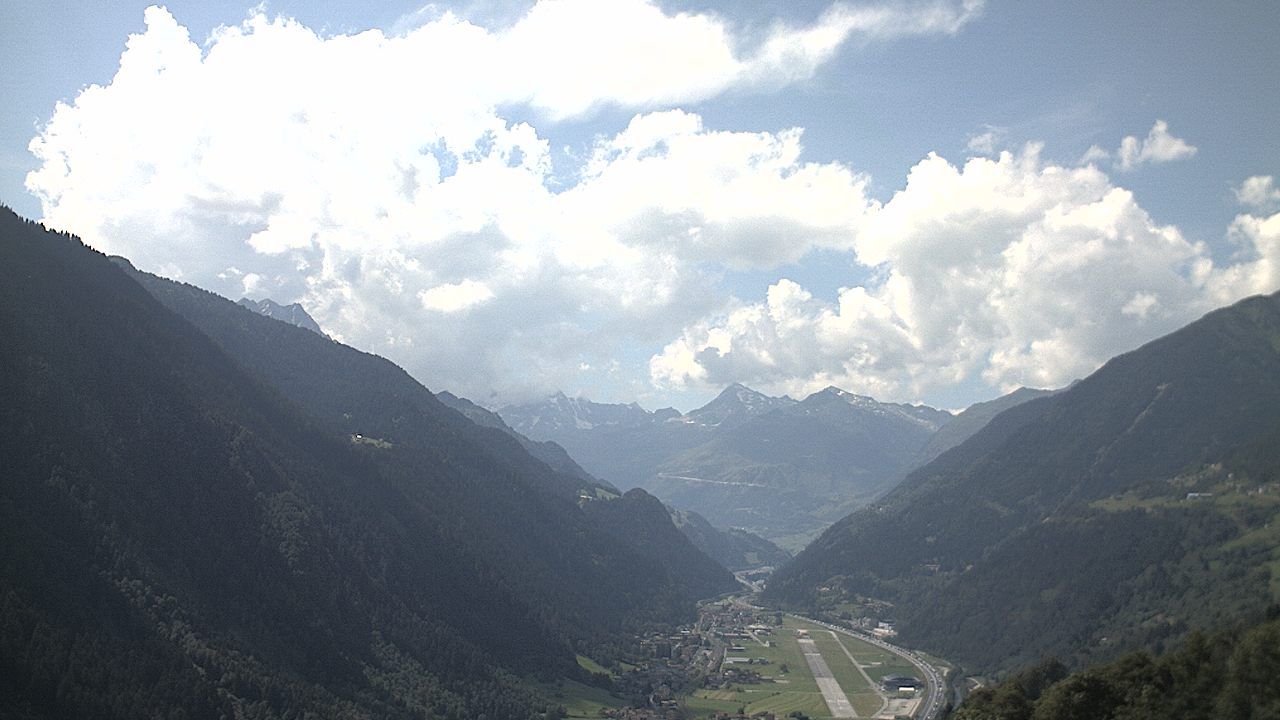 Quinto: Ambri Airport