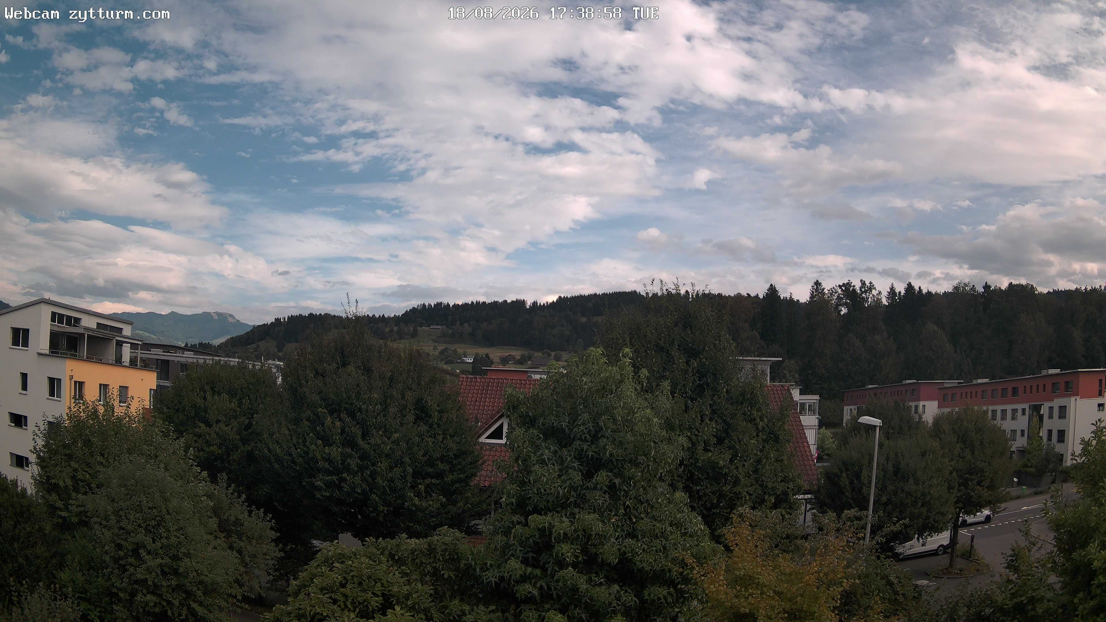 Risch-Rotkreuz: Live Webcam Rotkreuz Richtung Süd-Ost