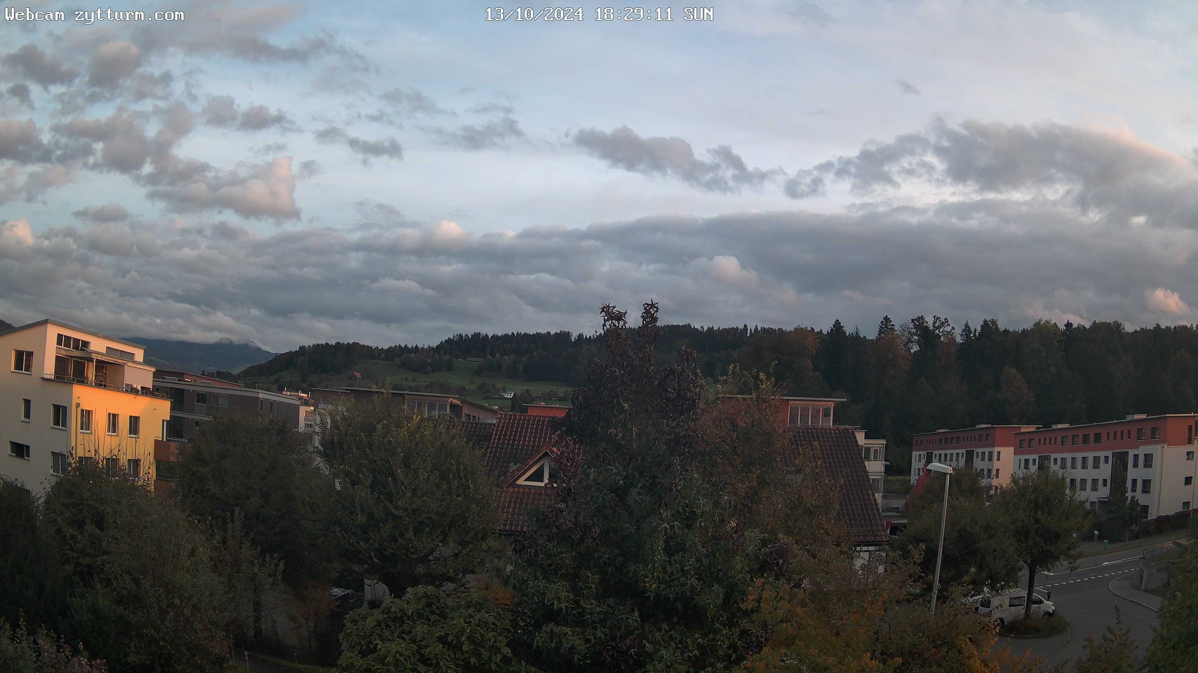 Risch-Rotkreuz: Live Webcam Rotkreuz Richtung Süd-Ost