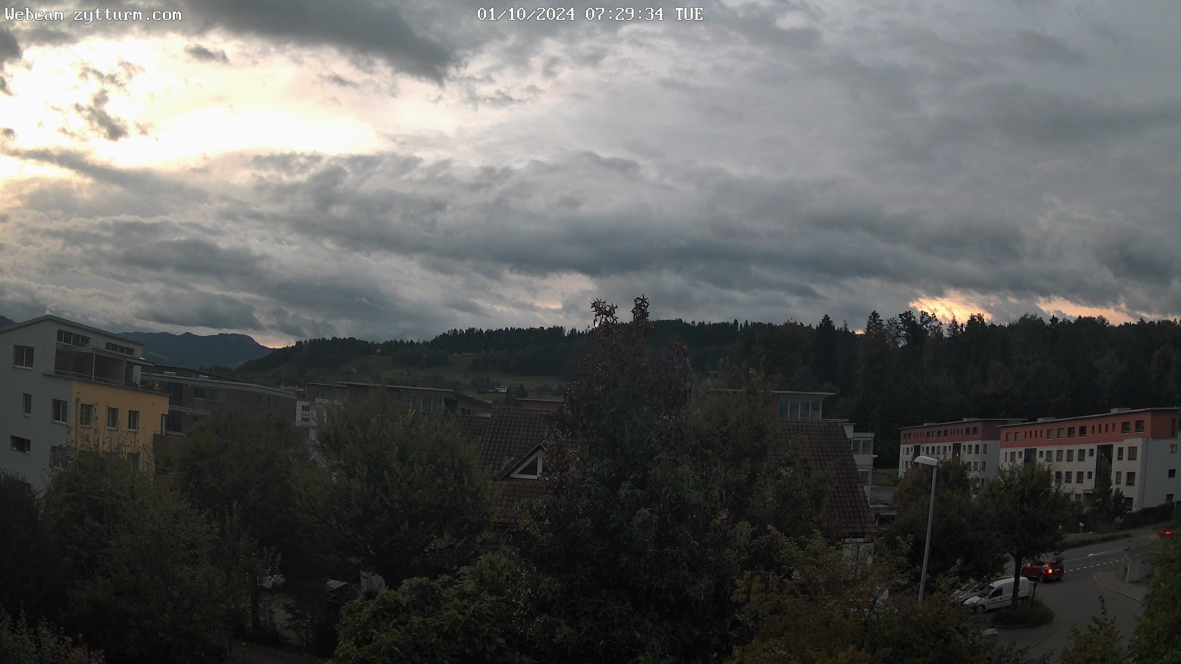 Risch-Rotkreuz: Live Webcam Rotkreuz Richtung Süd-Ost