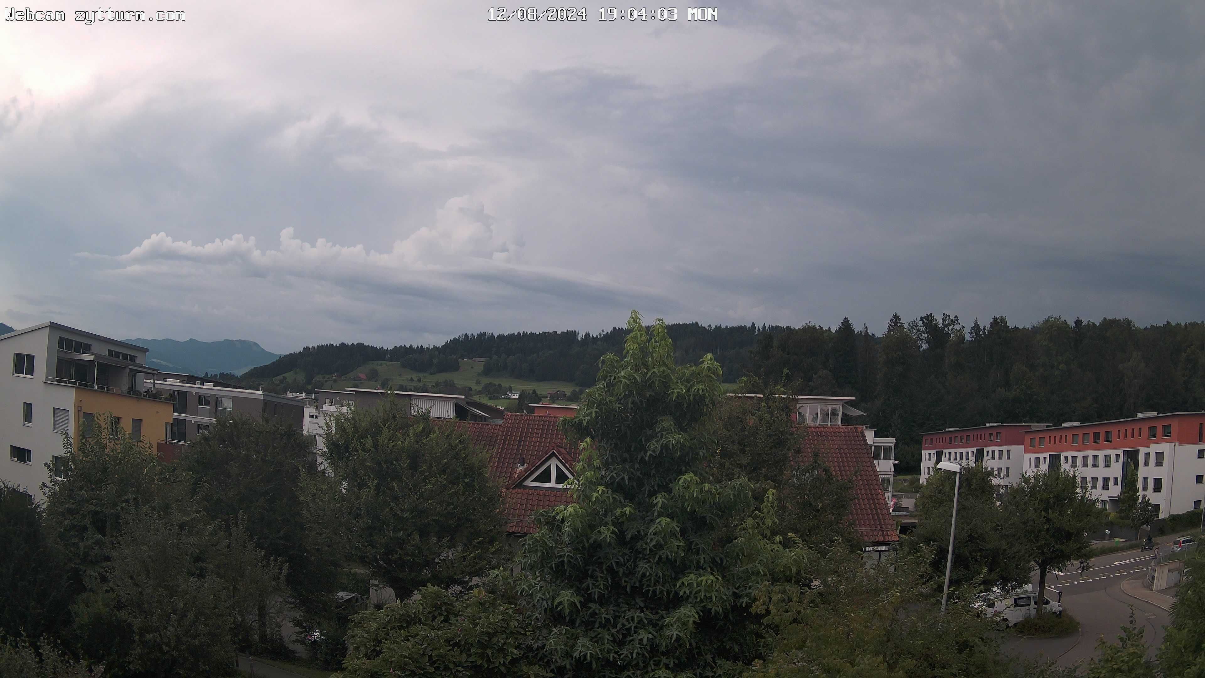 Risch-Rotkreuz: Live Webcam Rotkreuz Richtung Süd-Ost