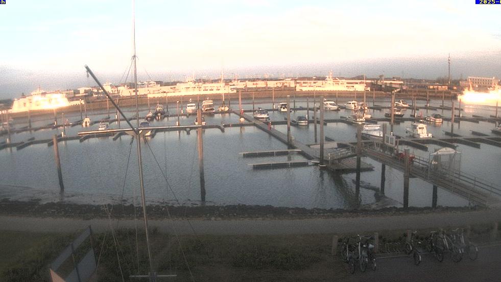 Norddeich harbor Webcam