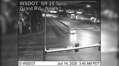 East Wenatchee › North: SR 28 Spur at MP 0.2 looking North