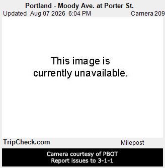 Traffic Cam Portland: Moody Ave. at Porter St
