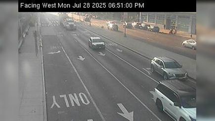 Traffic Cam New York: Atlantic Avenue @ Vanderbilt Avenue