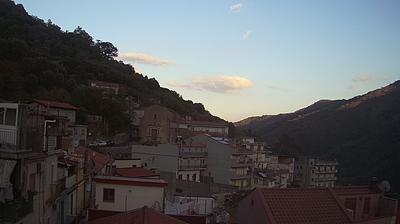 immagine della webcam nei dintorni di Messina: webcam Mandanici