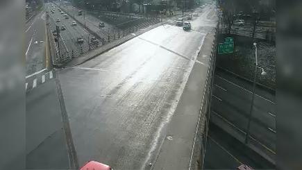Traffic Cam East Rochester: Monroe Ave at I-490