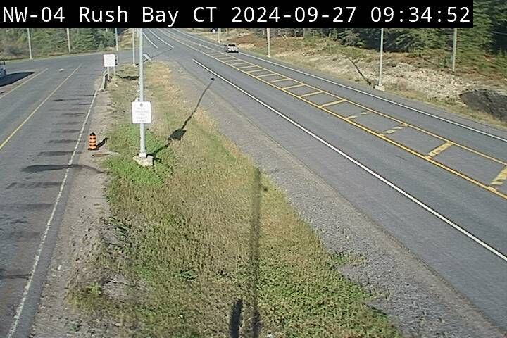 Traffic Cam Unorganized Kenora District: Highway 17 near Rush Bay Rd (Central Time)
