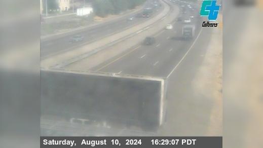 Traffic Cam Salida › South: SB SR 99 Kiernan Avenue