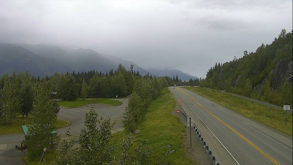 Traffic Cam Kenai Peninsula: Seward Highway @ Summit Lake MP 45.8