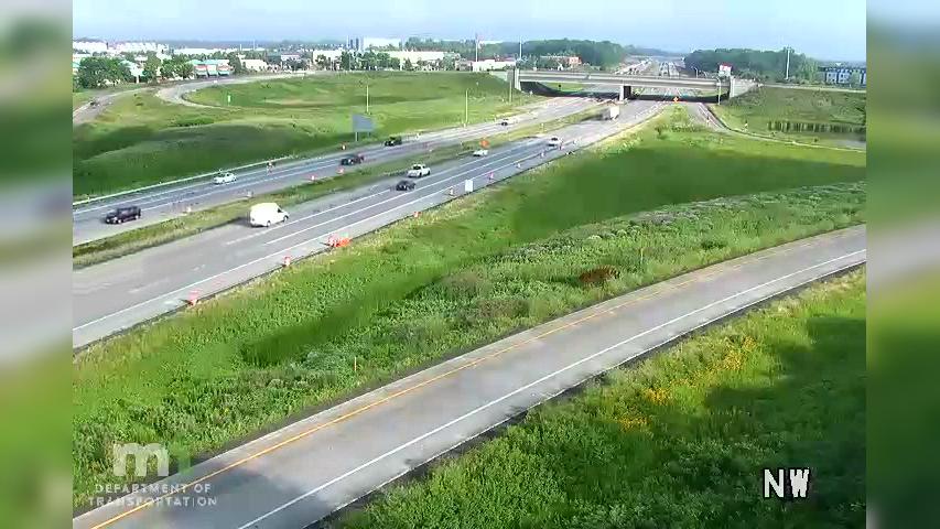 Traffic Cam Maple Grove: I-94 WB @ 95th Ave