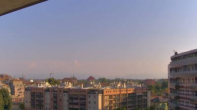 immagine della webcam nei dintorni di Milano Tre Torri: webcam Milano Bruzzano