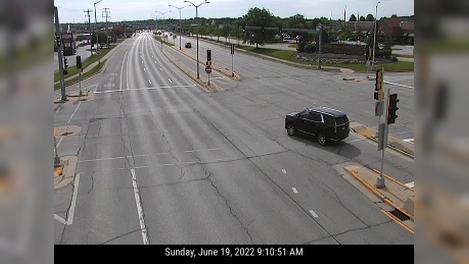 Traffic Cam Town of Brookfield: US 18 @ Woelfel Rd