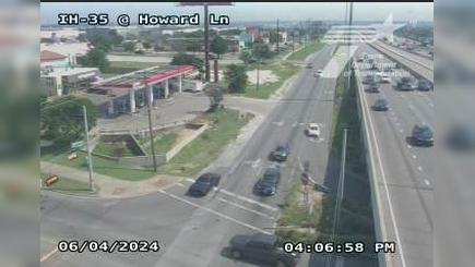 Traffic Cam Austin › North: I-35 @ Howard Ln