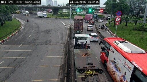 Traffic Cam Thi tran Tan Tuc
