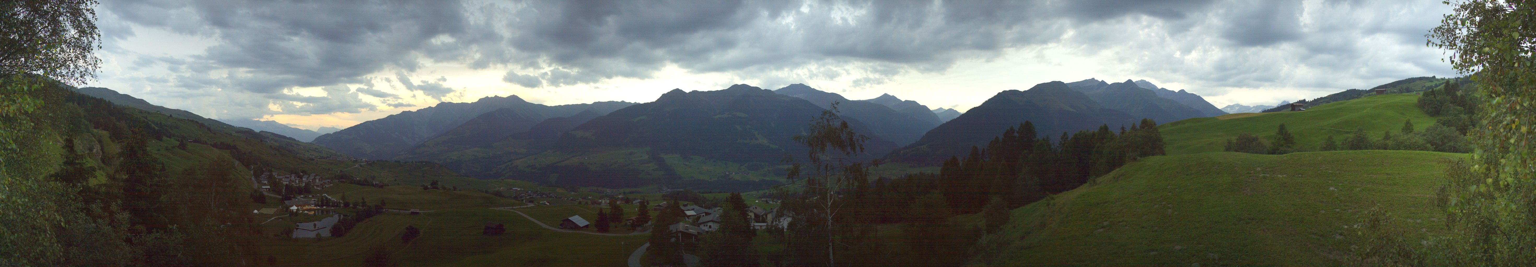 Lumnezia: Lake Davos Munts