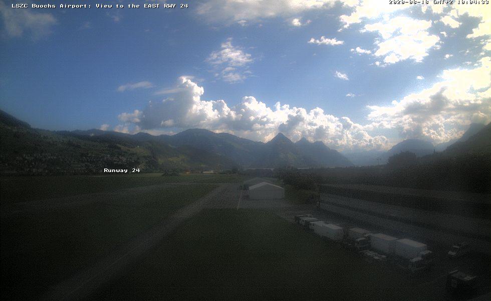 Ennetbürgen: Airport Buochs LSZC