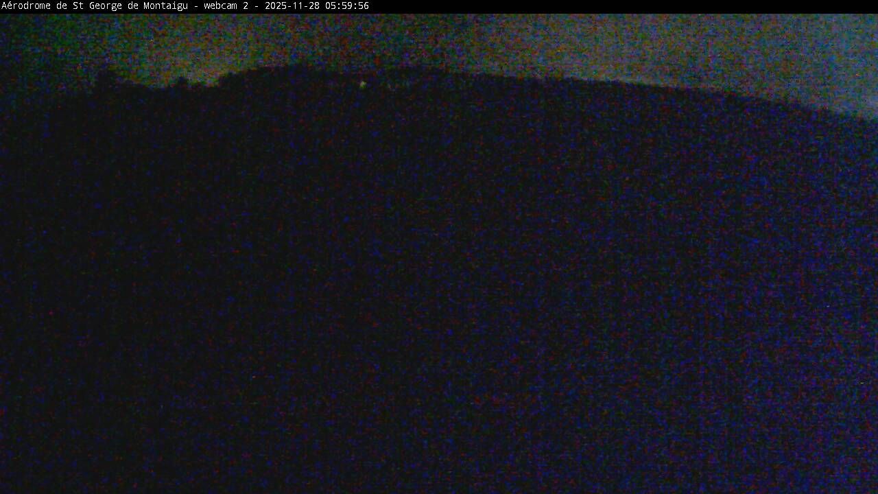 Traffic Cam Montaigu-Vendee › North: Montaigu-Saint-Georges Airport