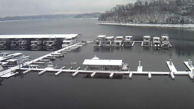 Traffic Cam Jamestown › South-East: Jamestown Marina