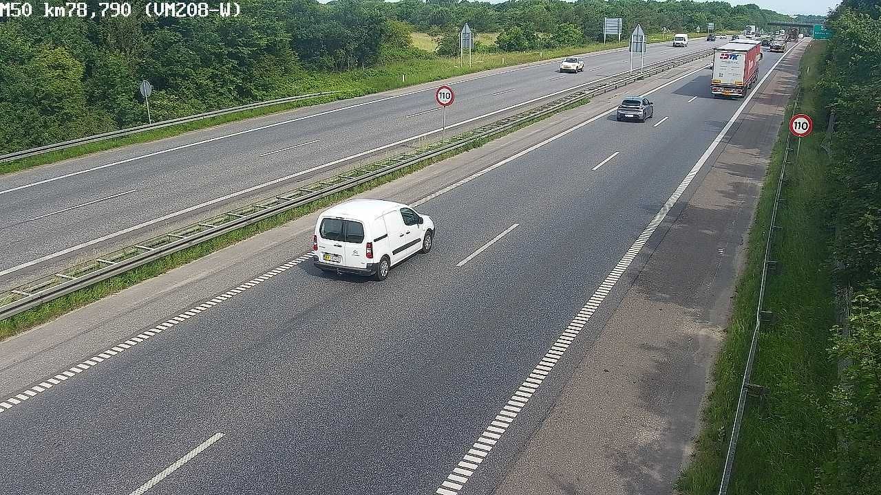 Traffic Cam Seest › North: E45 Hylkedalbroen N