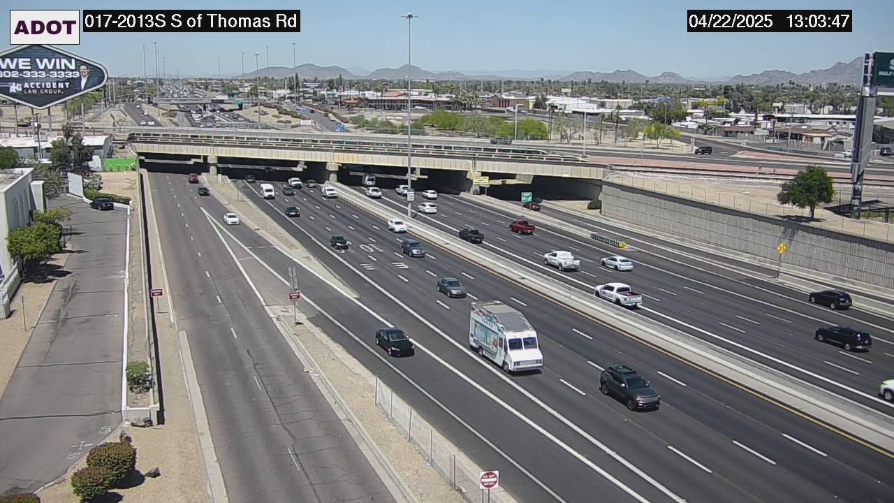 Traffic Cam Phoenix › South: I-17 SB . @S of Thomas