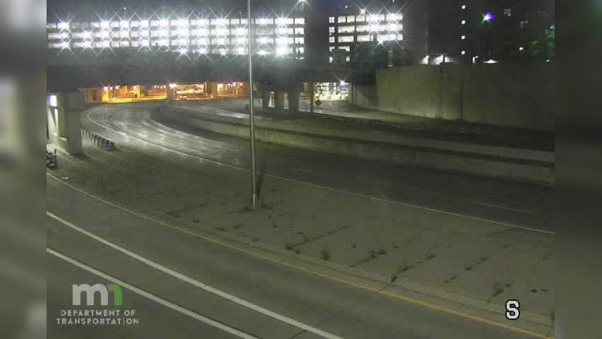 Traffic Cam Loring Park: I-394: I-394 WB @ Glenwood Ave