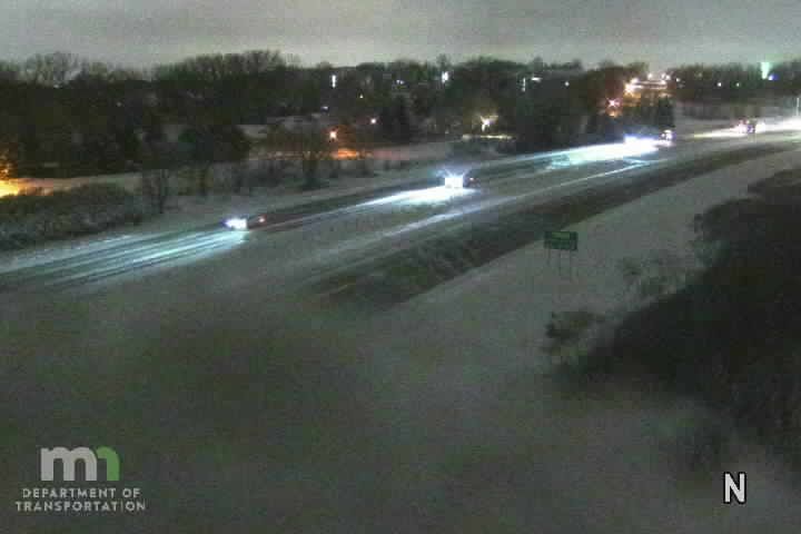 Traffic Cam Eagan: I-35E: I-35E NB S of Pilot Knob Rd