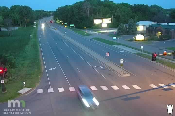 Traffic Cam Shorewood: MN 7: T.H.7 EB @ Christmas Lake Rd