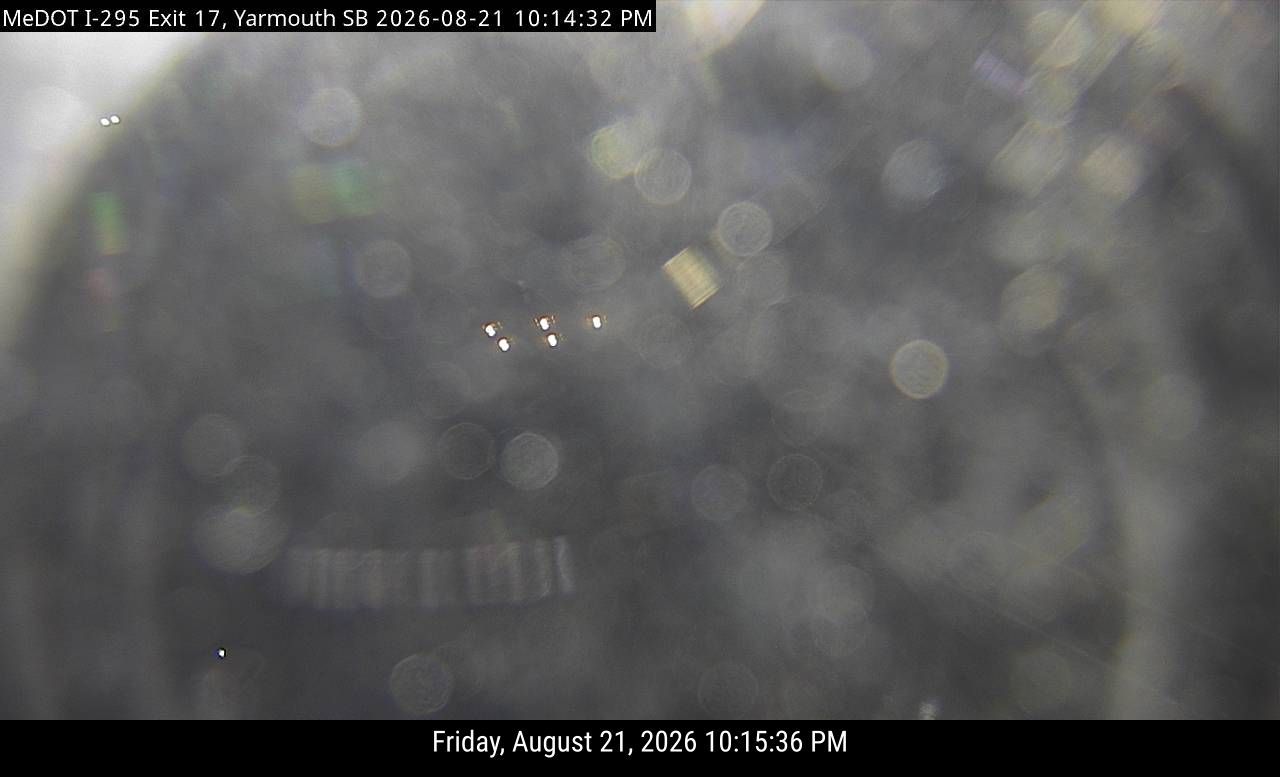 Traffic Cam Yarmouth: I-295 Mile 17 SB - PTZ