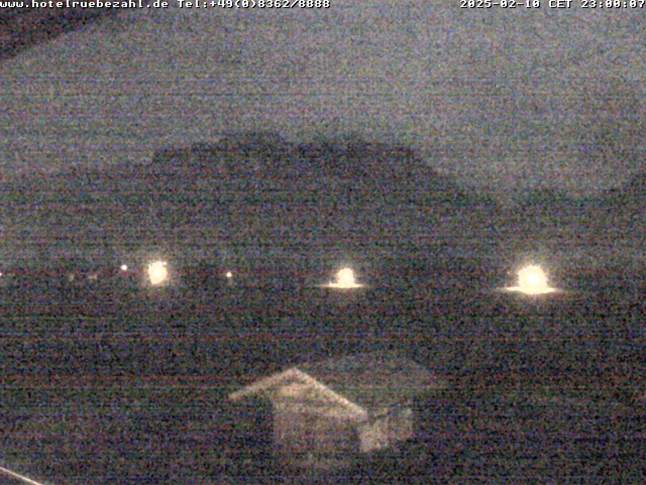 Traffic Cam Schwangau › South-East: Hohenschwangau Castle - Neuschwanstein Castle - Tegelberg