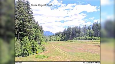 East Airport Views: Traffic & Landscape