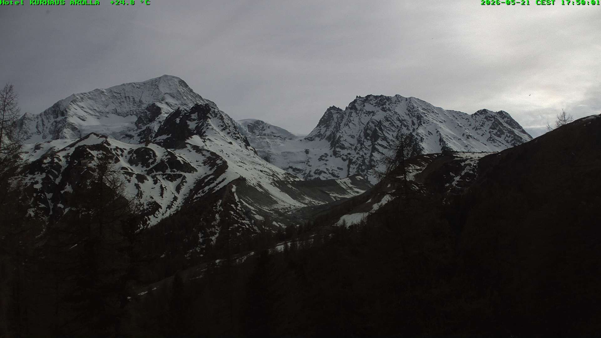 Evolène › Süden: Glacier du Mont Collon - Mont Collon - La Singla